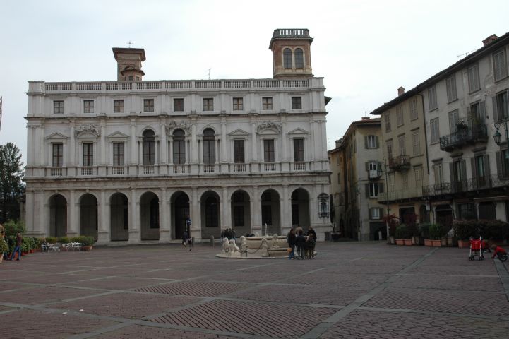 Palazzo Nuovo op de Piazza  Vecchia