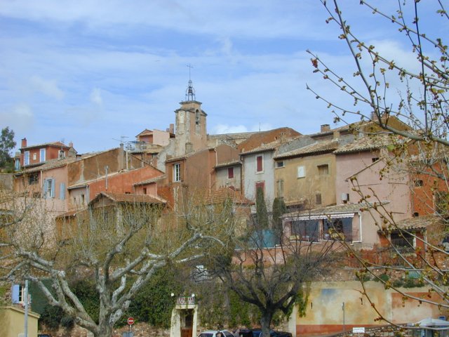 Roussillon: zicht op binnenstad