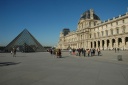 Pyramide en het Louvre