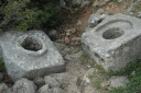 Stenen van het aquaduct nabij Eren